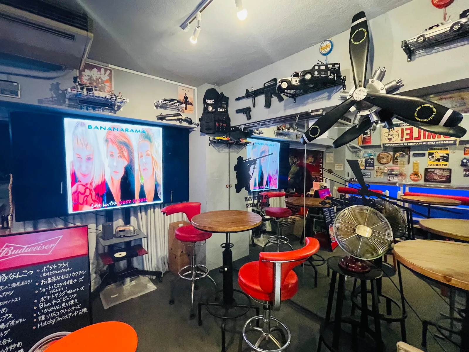 立ち飲み居酒屋 キッチンGARAGE